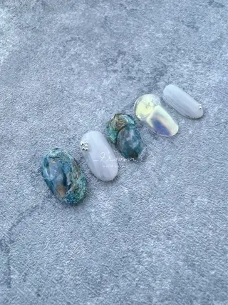 ネイル _9 room. Yoshimiのネイルデザイン