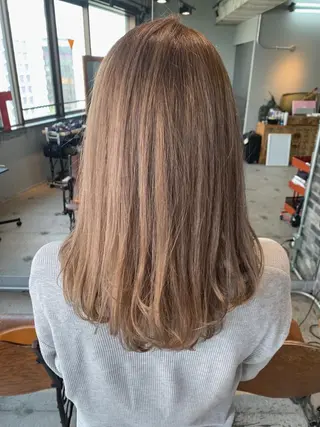 セミロング カラー パーマ 代表 中島貴志のヘアスタイル