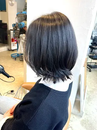 ミディアム うしだ かおるのヘアスタイル