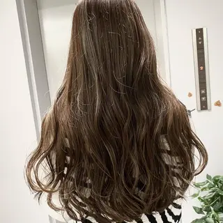 ロング カラー salowin梅田茶屋町suite所属・ハイトーンヘア/ 島崎　タクミのヘアスタイル