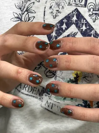 ネイル hibiki 池尻大橋:)の眉毛・アイブロウイメージ