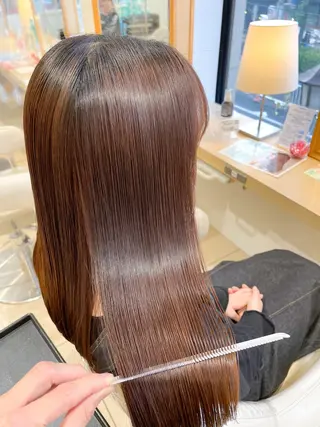 ロング カイ モエのヘアスタイル