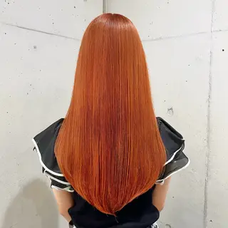 ロング カラー 🦖Maho🦖 ブリーチカラーのヘアスタイル