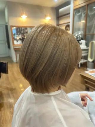 ショート つじ みさきのヘアスタイル