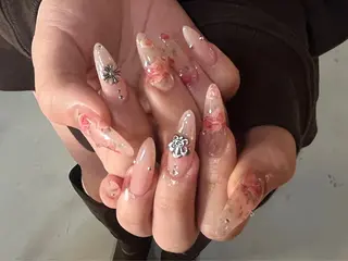 ネイル アユリ リリのネイルデザイン