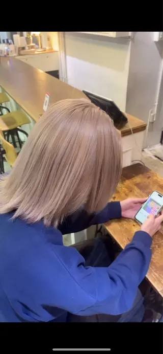 カラー 北川 茉奈のヘアスタイル