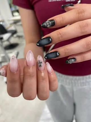 ネイル ユナ🌙 nailのネイルデザイン