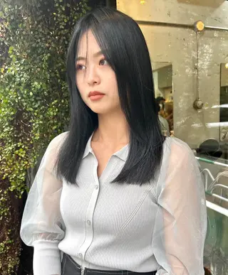 ロング カラー 🌼U24 ヘアデザインラボのヘアスタイル