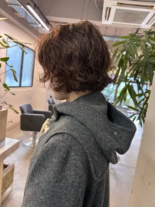 ショート パーマ くせ毛カットとパーマ /美容室難民の方是非のヘアスタイル
