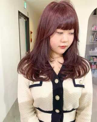 カラー mizuki/ピンク ベージュ.レイヤーのヘアスタイル