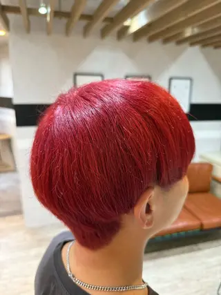 カラー 菅原 詩月のヘアスタイル