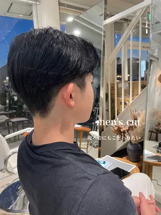 メンズ 峯崎 葵のヘアスタイル