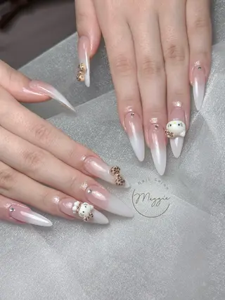 ネイル Maggie Nail🦩のネイルデザイン