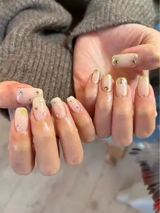 ネイル GO TODAY シェアサロン 表参道Colore店所属・K. Ayanaのネイルデザイン