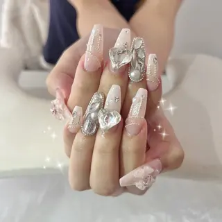 ネイル Luuny nailのネイルデザイン
