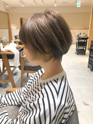 ショート カラー 🌟イメチェン美容師 🌟清水 大輝のヘアスタイル