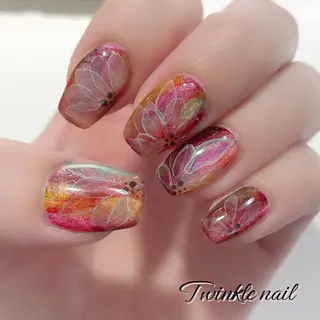 ネイル 中井 綾香の眉毛・アイブロウイメージ