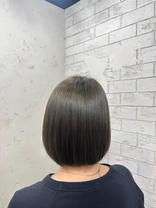 ミディアム 🛼ハイトーンボブ 🍭yui :)のヘアスタイル