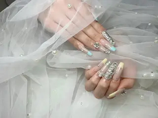 ネイル Hey🌈NAIL 長さ出し専門店のネイルデザイン