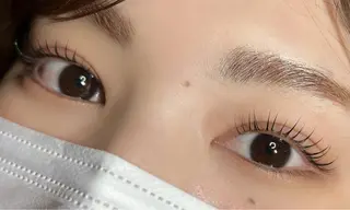 マツエク・マツパ 《eyenail M 》tsubakiの眉毛・アイブロウイメージ