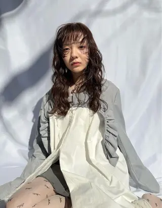 ロング カラー パーマ 山田 裕介のヘアスタイル