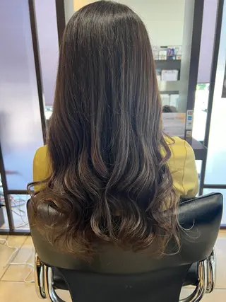 ロング OPERA 赤塚のヘアスタイル