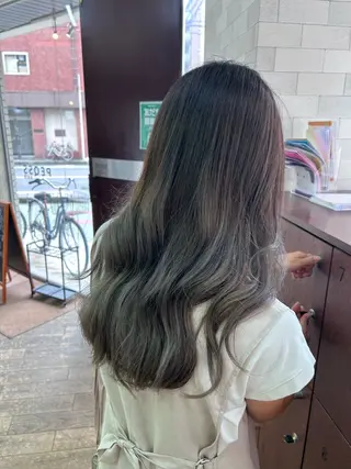 ロング カラー ハイトーン×艶カラー 🤍MIZUKIのヘアスタイル