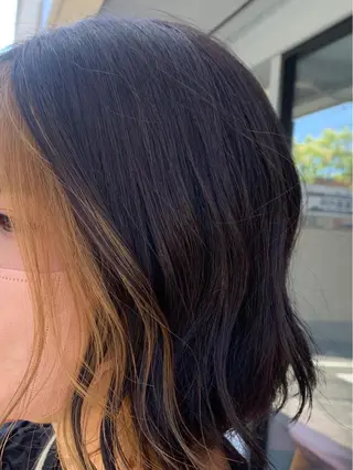 ショート カラー 阪本 美紀のヘアスタイル