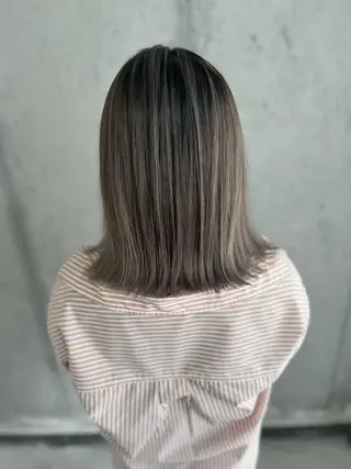 ミディアム カラー Mariana雛/ 西大分/ハイライトのヘアスタイル