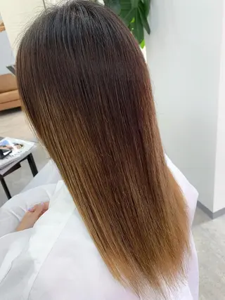 ロング 🥇近藤 恭輔🥇 Recharme新保のヘアスタイル