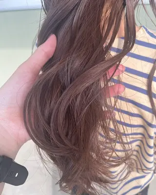 ロング カラー 林 優花のヘアスタイル