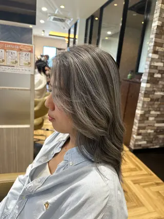 セミロング カラー arl 豊田店のヘアスタイル