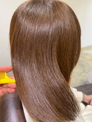 ミディアム ブリーチなしWカラー /酸性ストレート河本のヘアスタイル