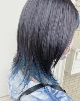 ミディアム カラー 森安 華楠のヘアスタイル
