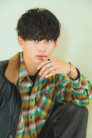 メンズ 🎖️似合わせメンズ パーマ🎖️カネキのヘアスタイル