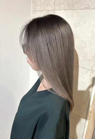 ロング カラー 藤原快斗/レイヤー /ウルフ/ハイトーンのヘアスタイル