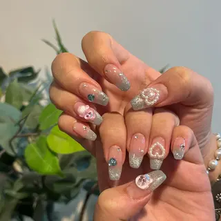 ネイル ☁️BLITZ 🎀笠原雪音🎀のネイルデザイン