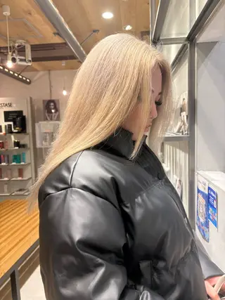 ロング カラー 艶ハイトーン👑♡ NATSUKIのヘアスタイル