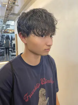 ショート パーマ メンズ TATSUブリーチ/ ミルクティーベージュのヘアスタイル