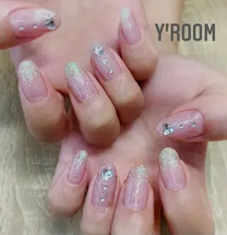 ネイル YUKA （ネイリスト）のネイルデザイン