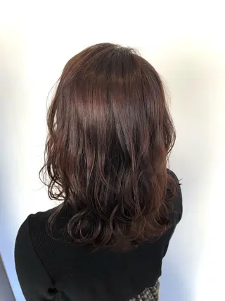 ミディアム カラー 森田 真由のヘアスタイル
