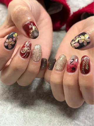 ネイル FIORITURA Maikoのネイルデザイン