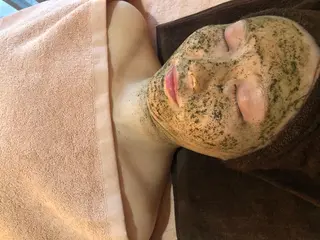 3/25迄ハーブ ピーリングBloomのエステ・リラクイメージ