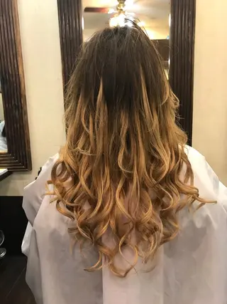 ミディアム カラー 店長担当🌟 矢吹ガブリエル🌟のヘアスタイル