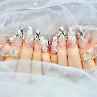 ネイル TiTi pomme akaneのネイルデザイン