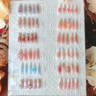 ネイル RAFFINE 月🦋🩵のネイルデザイン