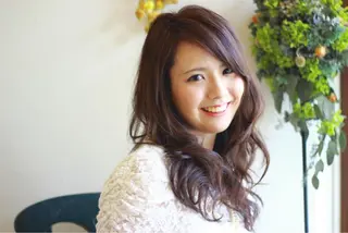 カラー zann hair worx所属・島尻 徳人のヘアスタイル