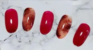 ネイル ゲン レイカのネイルデザイン