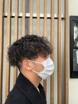 パーマ メンズ BELO福島所属・ツイストスパイラル 成林康平のヘアスタイル