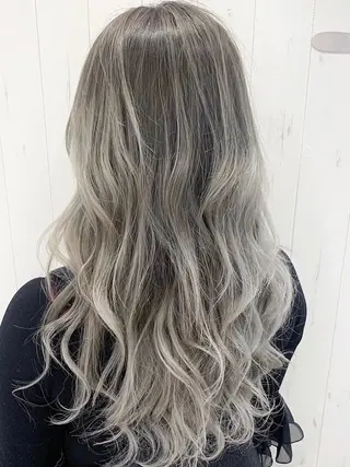 ロング カラー ヘアアレンジ Device ディバイスのヘアスタイル